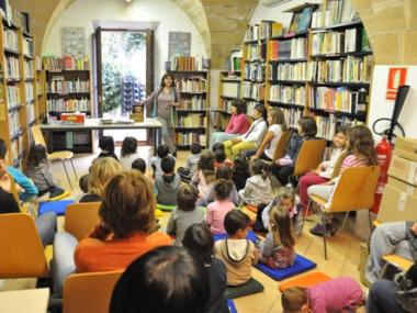 Contes de por a la Biblioteca 