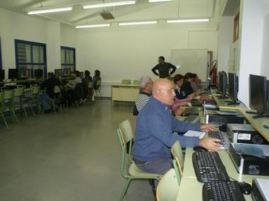 L’ESCOLA D’ADULTS TÉ 485 MATRICULACIONS