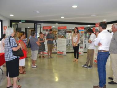 Creu Roja inaugura una exposició sobre l'ajuda humanitària 
