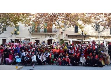 La I San Silvestre gabellina omple els carrers de Capdepera de rialles i bon humor