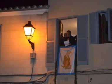 La picarolada es consolida com a inici de les festes de Sant Antoni a Capdepera amb gran participació