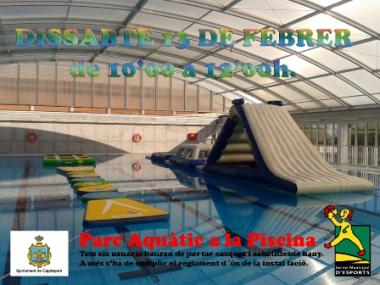 Parc aquàtic a la piscina municipal