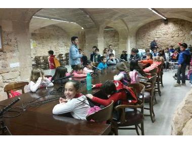 Els nins i nines de S’Auba visiten l’Ajuntament