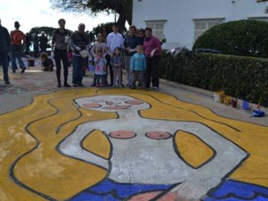 Més de 500 persones participen en la jornada de “Pintam” el passeig marítim