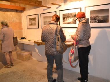 Art tèxtil i fotografia al Centre Melis