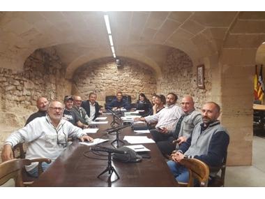 Medi Ambient es reuneix amb les empreses que explotaran les platges de Capdepera per preparar la present temporada
