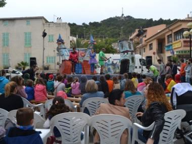 El dia del llibre se celebra a Capdepera amb la participació de molts col•lectius