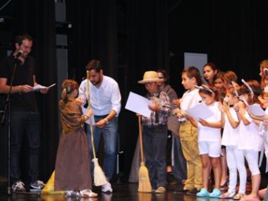  Els alumnes del taller de teatre del Centre Jove representen les seves obres