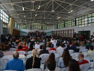 Els alumnes de S’Alzinar canten per Santa Cecília