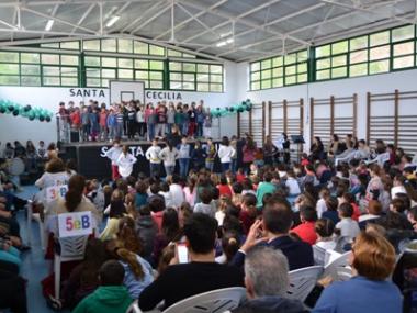 Els alumnes de S’Alzinar canten per Santa Cecília