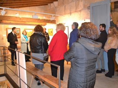 Desset artistes exposen plegats al Centre Melis Cursach