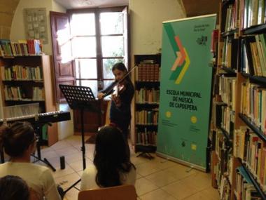 La Biblioteca de Capdepera acull els primers Interludis musicals de l’EMM