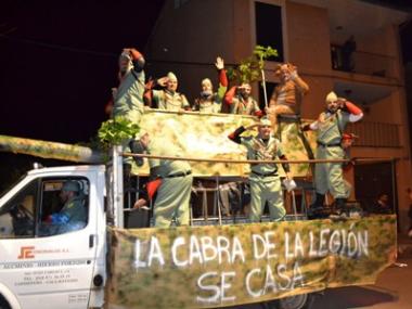 Una vintena de comparses desfilen per Capdepera