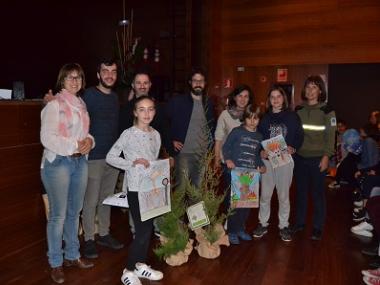 Medi Ambient lliura els premis del concurs de dibuix ‘Ni 1 foc al bosc’