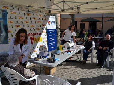 El Servei Municipal d’Esports munta una parada de Salut al mercat de Capdepera