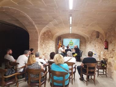 L’Ajuntament de Capdepera i la mesa sectorial de la Policia Local acorden diverses demandes