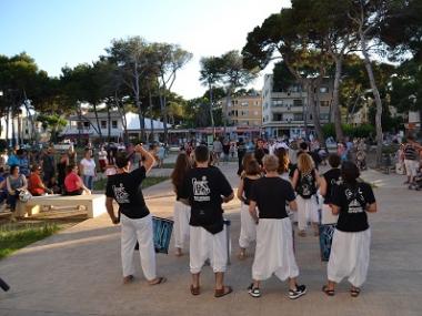 El Dia internacional de la Música abraça l’escultura de Sarasate i la narrativa dels premis Ploma de ferro a Capdepera