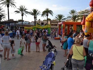 Capvespre animat de castells i tallers per a infants