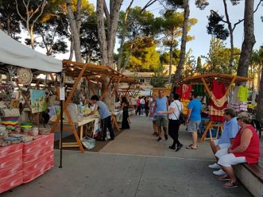 Mercadet, excursions i música per la festa del Turista a Capdepera