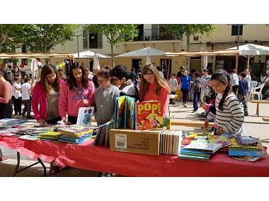 Un any més de la fira del Llibre a Capdepera