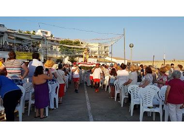 Les Festes del Carme es despedeixen amb la processó i els focs artificials