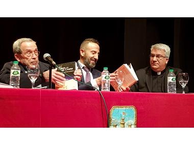 Pere Orpí presenta ‘Versos per cantar’ al teatre de Capdepera