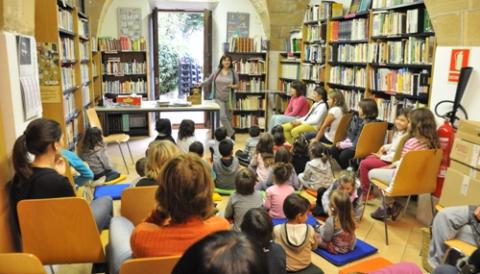 Contes de por a la Biblioteca 