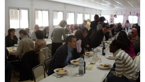 ELS PARTICIPANTS AL PROGRAMA DE VOLUNTARIAT LINGÜÍSTIC VISITEN LA ZONA DE CANYAMEL