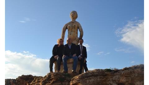 Es retiren les escultures de Bennàssar del passeig Marítim de Cala Rajada i  es dóna per finalitzada l’exposició