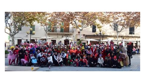 La I San Silvestre gabellina omple els carrers de Capdepera de rialles i bon humor