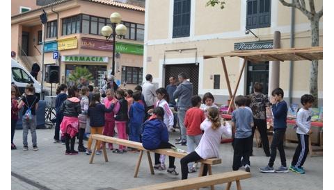 El dia del llibre se celebra a Capdepera amb la participació de molts col•lectius