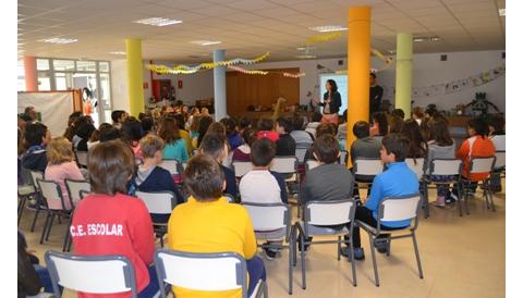 Medi Ambient imparteix una xerrada sobre residus als alumnes de S’Alzinar com a cloenda d’un projecte escolar 