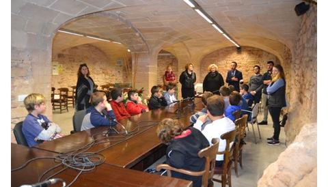 Els alumnes de 1r d’ESO visiten l’Ajuntament de Capdepera