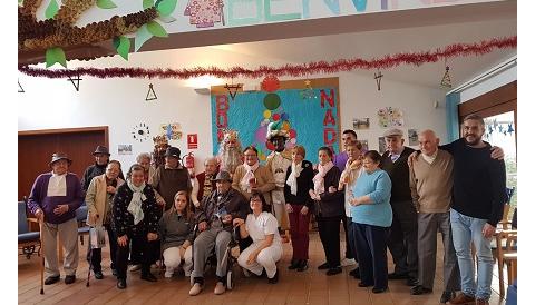 Els carters reials visiten el Centre de Dia i la Residència de Font de sa Cala