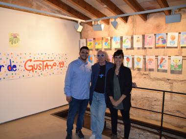 Els nins i nines de S’Alzinar exposen les seves creacions a partir de Gustavo
